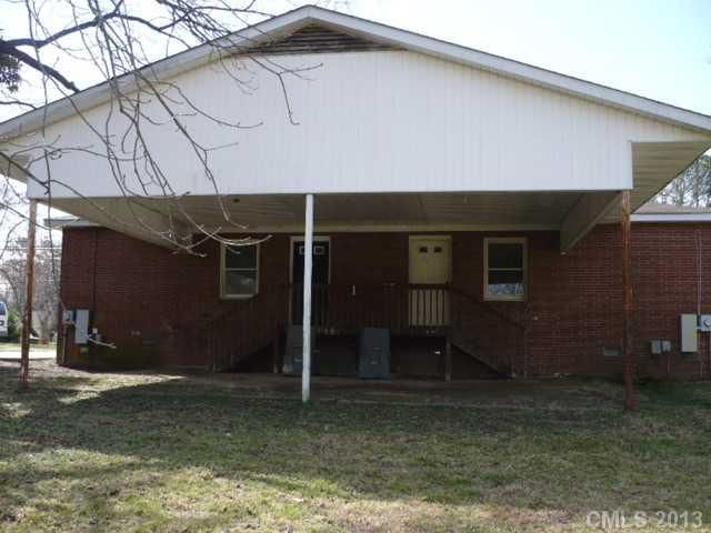 502 Rogers Lake Rd, Kannapolis, NC 28081