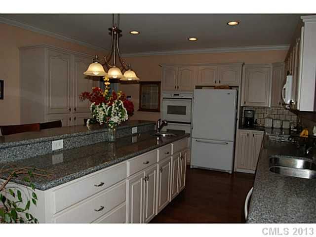 1047 Falls Rd, Rock Hill, SC 29730