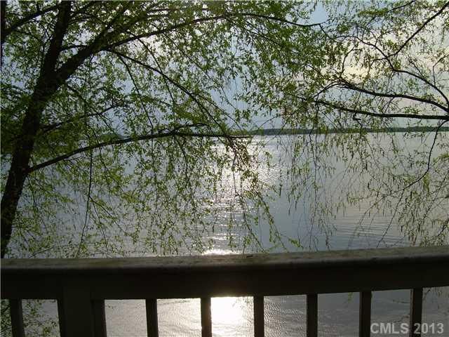 18503 Vineyard Point Ldg #272, Cornelius, NC 28031