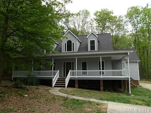 215 Heathergate Ln, Stanley, NC 28164