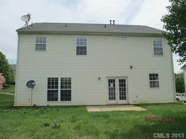 5822 SW Dove Point Dr, Concord, NC 28025
