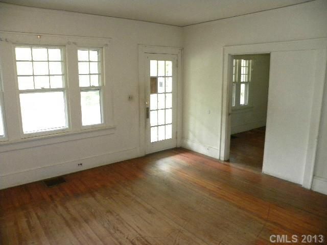 509 Weldon St, Gastonia, NC 28052