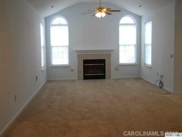 6817 Ledgestone Dr #D, Charlotte, NC 28227