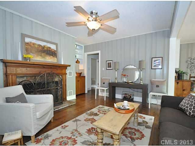 1426 Carolyn Dr, Charlotte, NC 28205