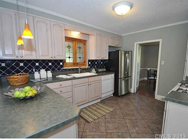 1426 Carolyn Dr, Charlotte, NC 28205