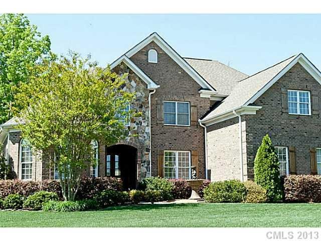 6179 Four Wood Dr, Matthews, NC 28104