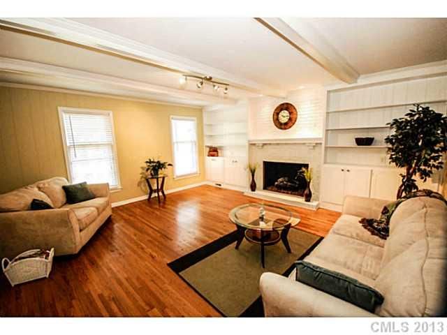 3701 Riverbend Rd, Charlotte, NC 28210