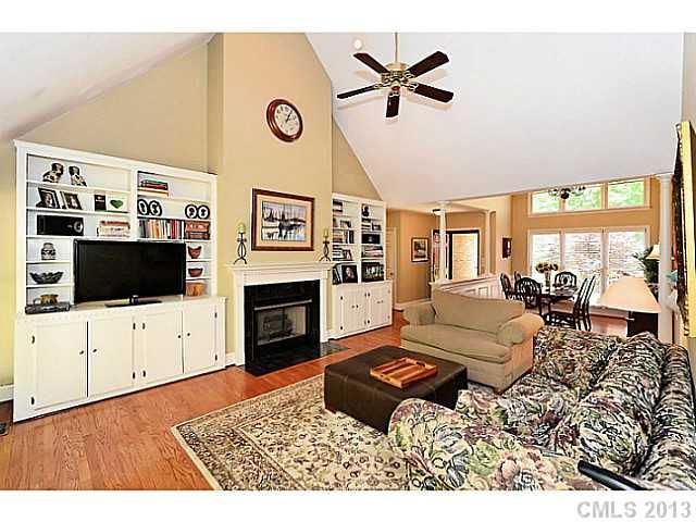 1189 Honeybee Trl, Fort Mill, SC 29715