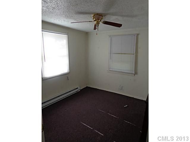 527 Shady Ln, Clover, SC 29710