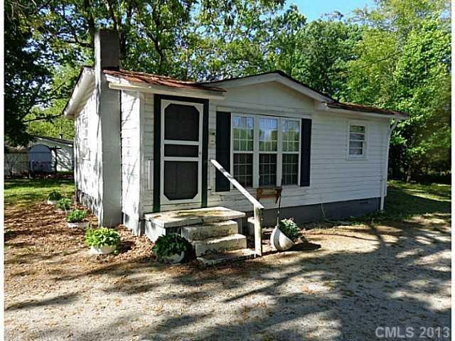 527 Shady Ln, Clover, SC 29710