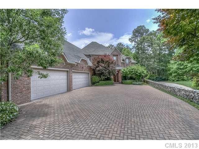 19120 Peninsula Club Dr, Cornelius, NC 28031