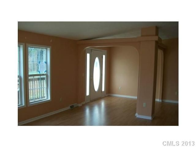 1603 Mirror Lake Rd, Lincolnton, NC 28092