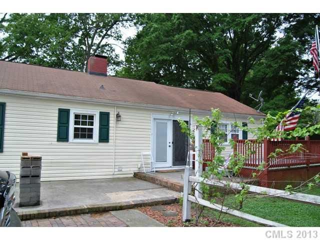 5820 Eubanks St, Mineral Springs, NC 28108
