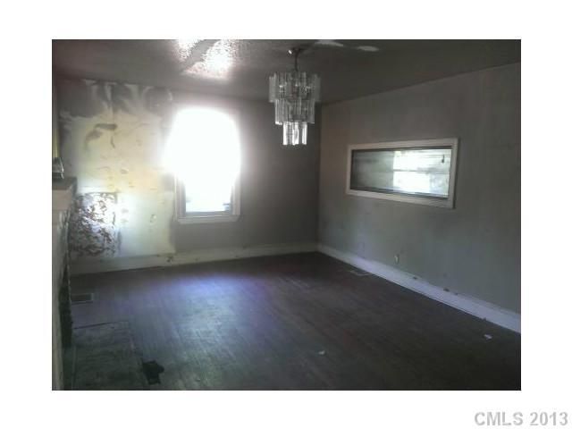 2305 Celia Ave, Charlotte, NC 28216