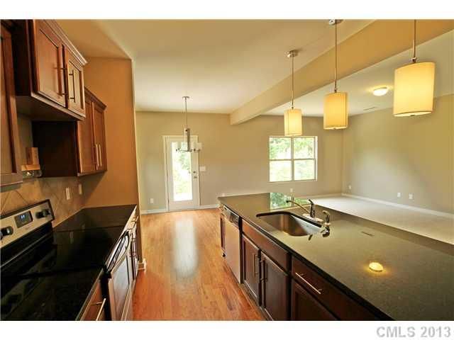 2759 Bramble Ridge Dr #27, Charlotte, NC 28215