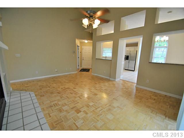 9604 Harness Ln, Matthews, NC 28105