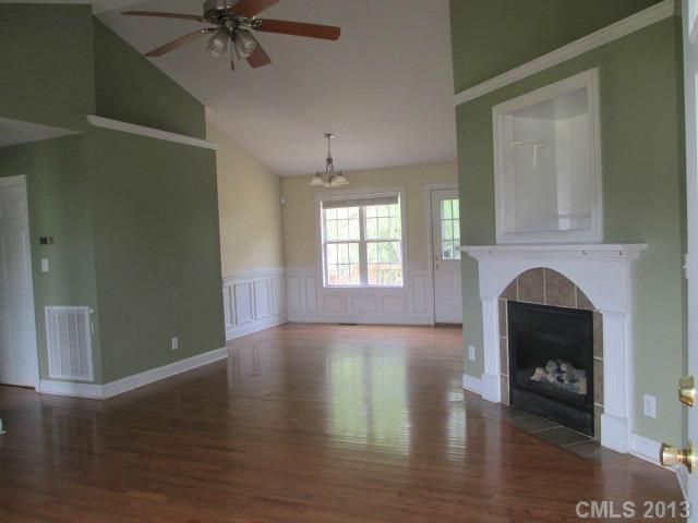 1213 SE Pressley Downs Dr, Concord, NC 28025