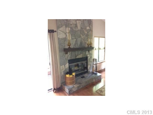 14500 Harbor Estate Rd, Charlotte, NC 28278