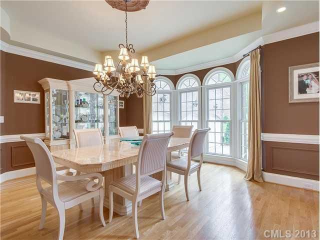 1232 Lost Oak Rd, Charlotte, NC 28270