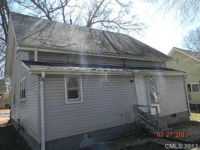 103 S Liberty St, Gastonia, NC 28052