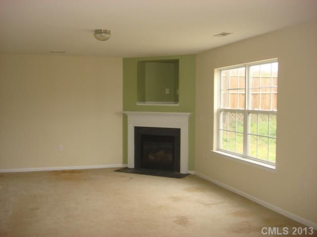 925 River Trail Rd, Lowell, NC 28098