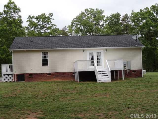 1329 Beamguard Rd, Clover, SC 29710