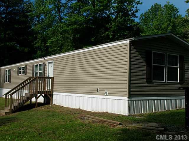 6305 Frank Watts Rd, Clover, SC 29710