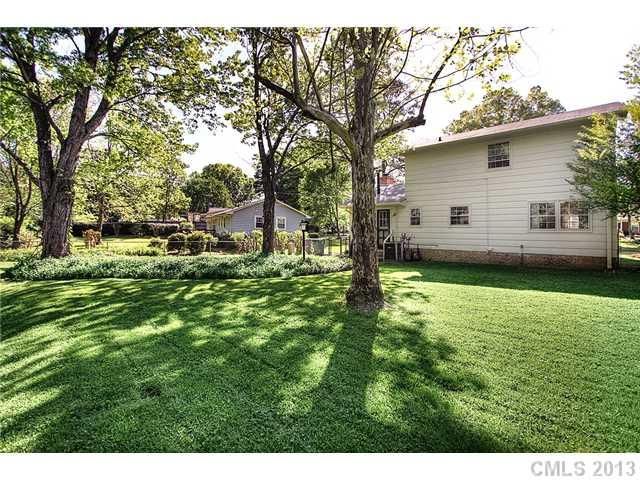 6023 Charing Pl, Charlotte, NC 28211