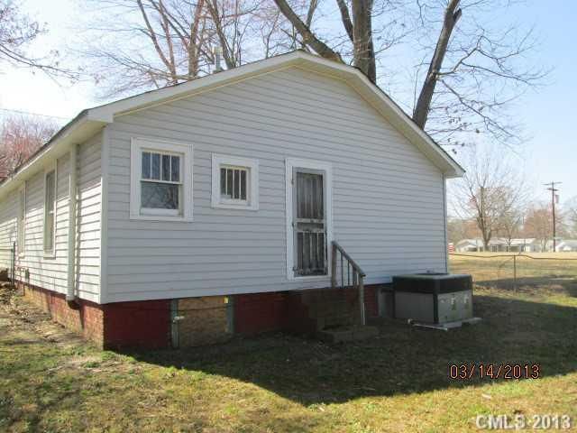 304 Westview St, Kannapolis, NC 28081