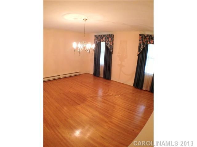 5925 Bentway Dr, Charlotte, NC 28226