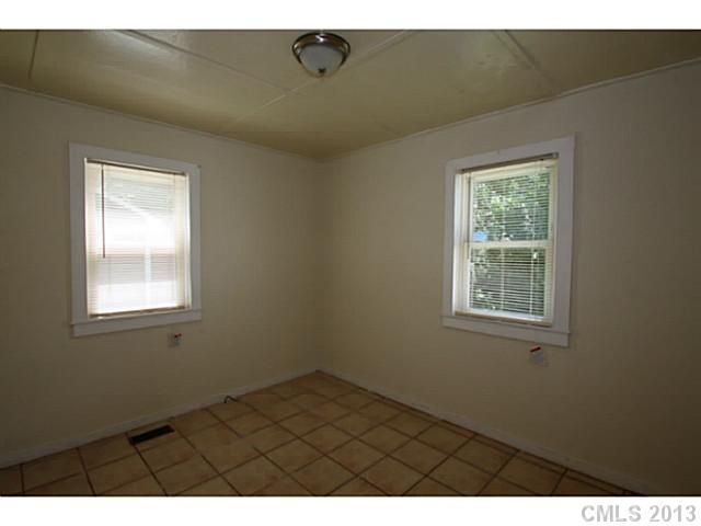 429 Alpha St, Charlotte, NC 28205