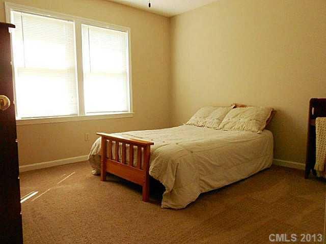 3778 Mattingly St, Hickory, NC 28602