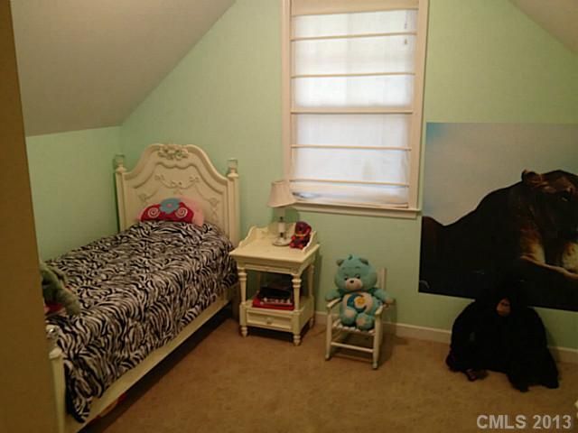 4252 Castleton Rd, Charlotte, NC 28211