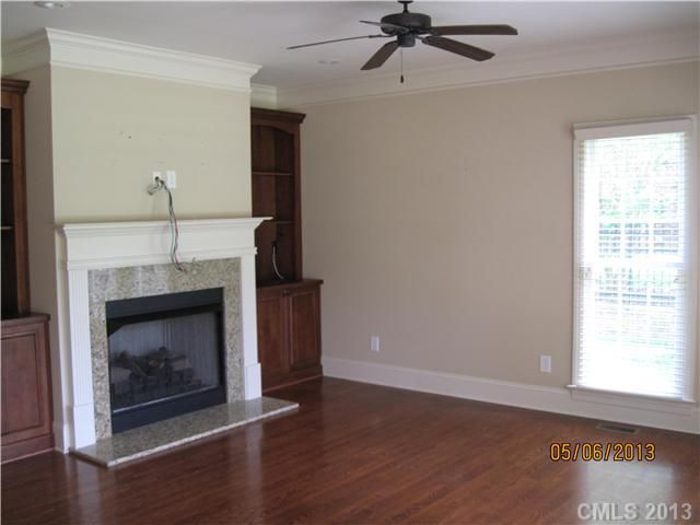 122 Hidden Pastures Dr, Cramerton, NC 28032