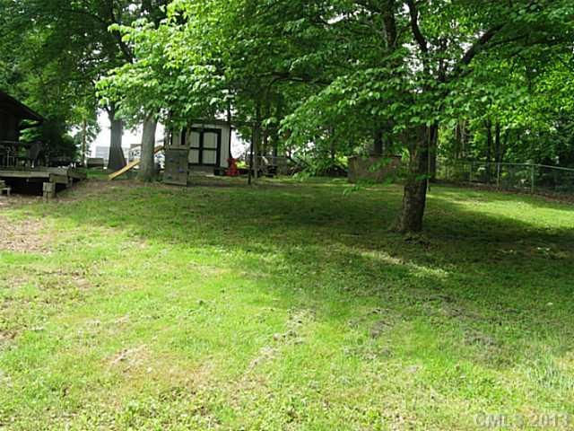 1840 Whispering Pines Rd, Lincolnton, NC 28092