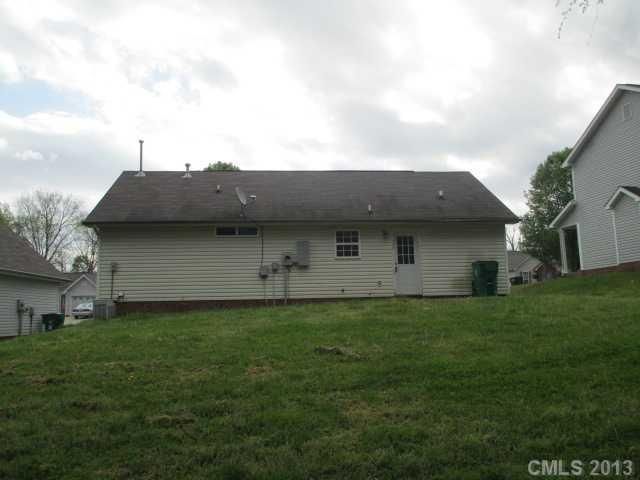 7041 Rumple Rd, Charlotte, NC 28262
