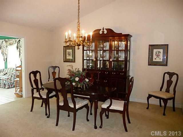 202 Clontz Rd, Monroe, NC 28110