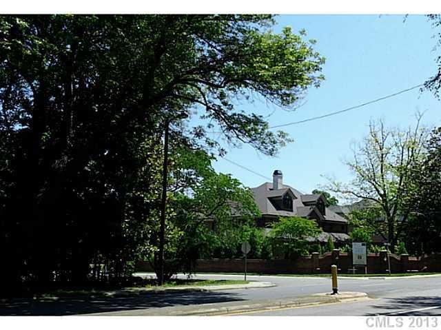 2345 Providence Rd, Charlotte, NC 28211