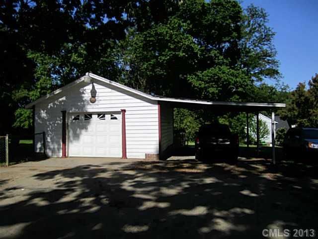 1321 Southpoint Rd, Belmont, NC 28012