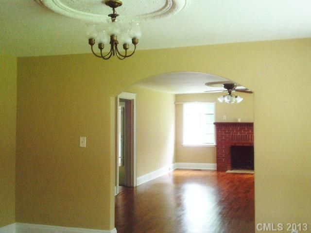 511 Max Crowder Dr, Cherryville, NC 28021