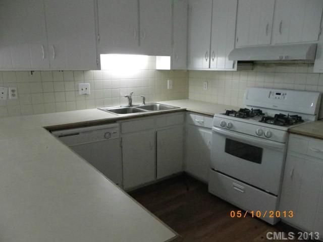 10959 Painted Tree Rd, Charlotte, NC 28226