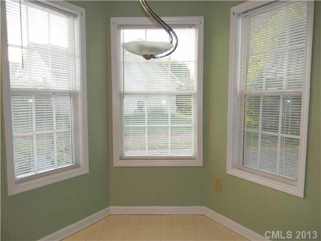 618 Canary Ct, Wingate, NC 28174