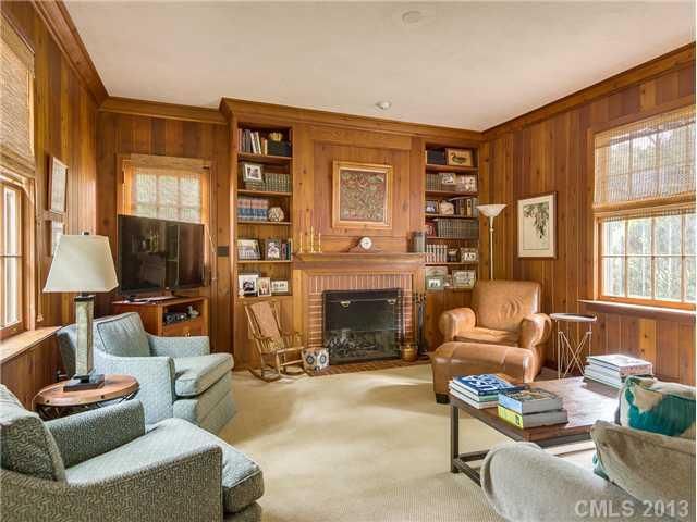 1623 Hertford Pl, Charlotte, NC 28207
