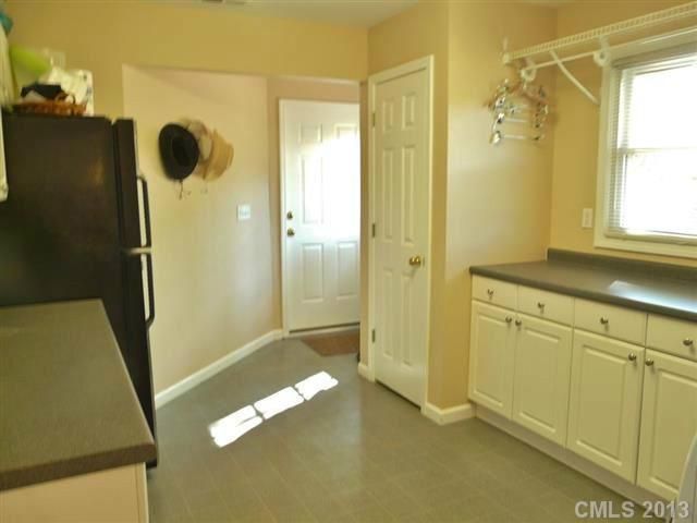 511 Adkins Rd, York, SC 29745