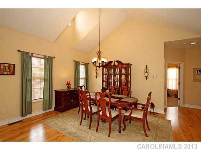 3674 Glen Meadows Dr, Denver, NC 28037