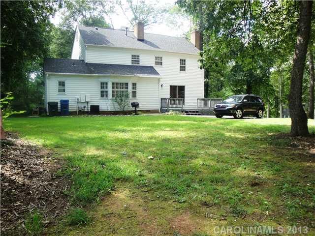 2510 Connemara Dr, Matthews, NC 28105