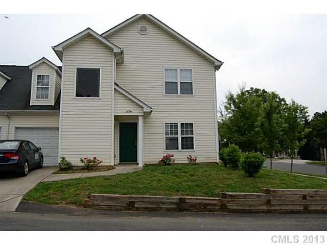 5174 Brooktree Dr #End, Charlotte, NC 28208