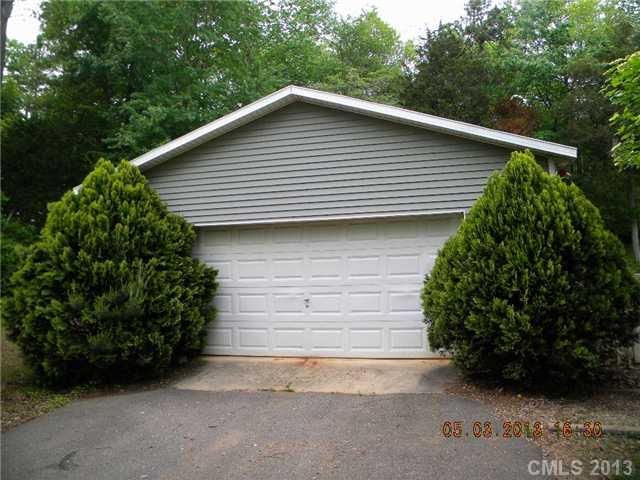 194 Canfield Dr, Olin, NC 28660