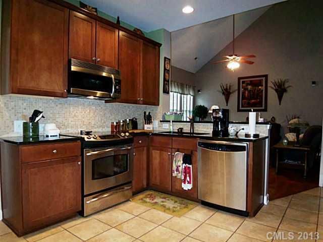 17735 North Shore Cir, Cornelius, NC 28031