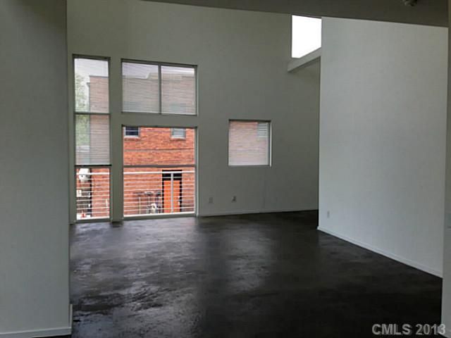 3123 N Davidson St #202, Charlotte, NC 28205